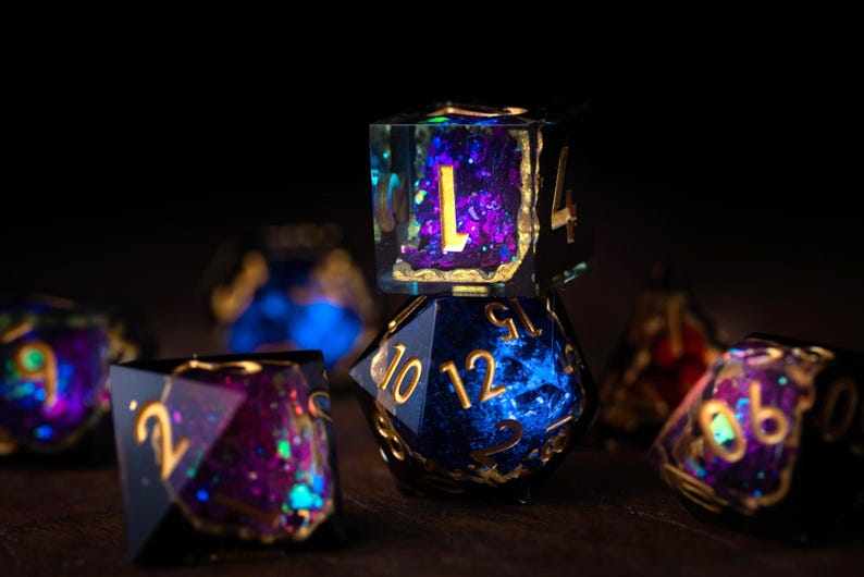 Cursed Royalty Dice Set