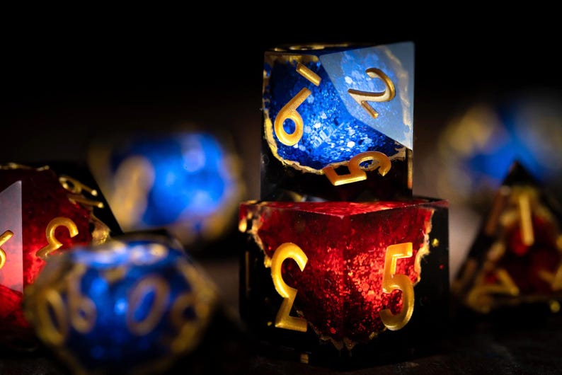 Veins of Valor Dice Set