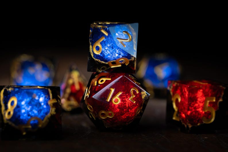 Veins of Valor Dice Set