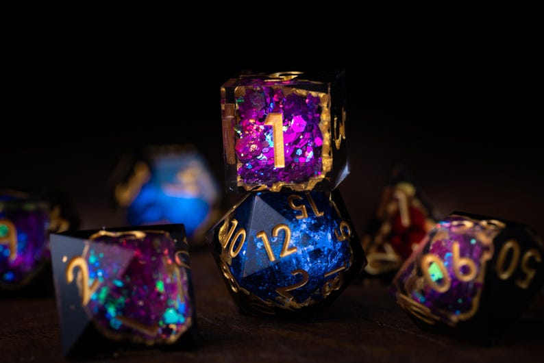 Cursed Royalty Dice Set