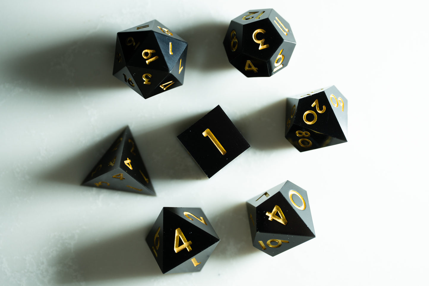 Shadow Strike Black Dice Set