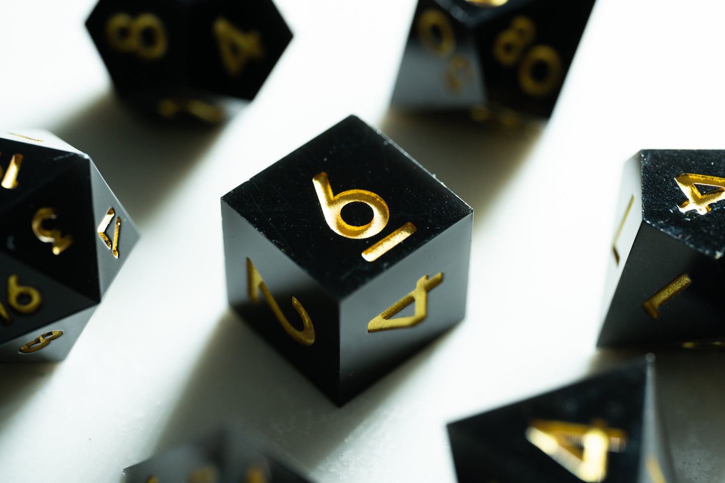 Shadow Strike Black Dice Set