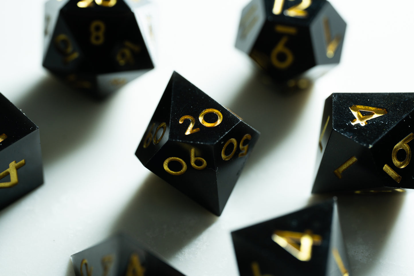 Shadow Strike Black Dice Set