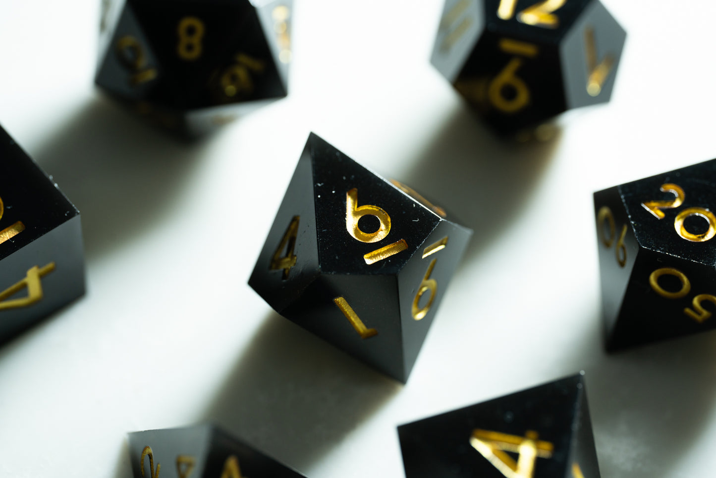 Shadow Strike Black Dice Set
