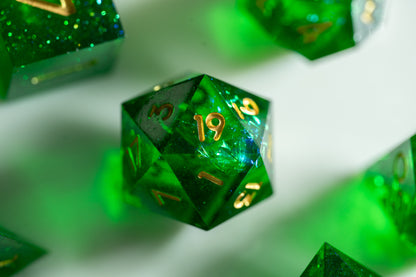 Viridian Nova Diamond Cut Resin Dice Set – Sharp Edge DND, Polyhedral RPG