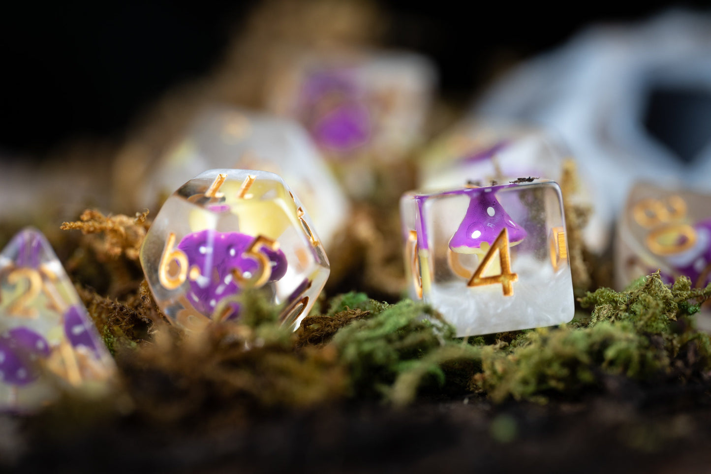 Shroom of Doom Purple Mushroom Dice Set: Cute Polyhedral DnD Dice for Druids - Unique Gift for Dungeons and Dragons Players