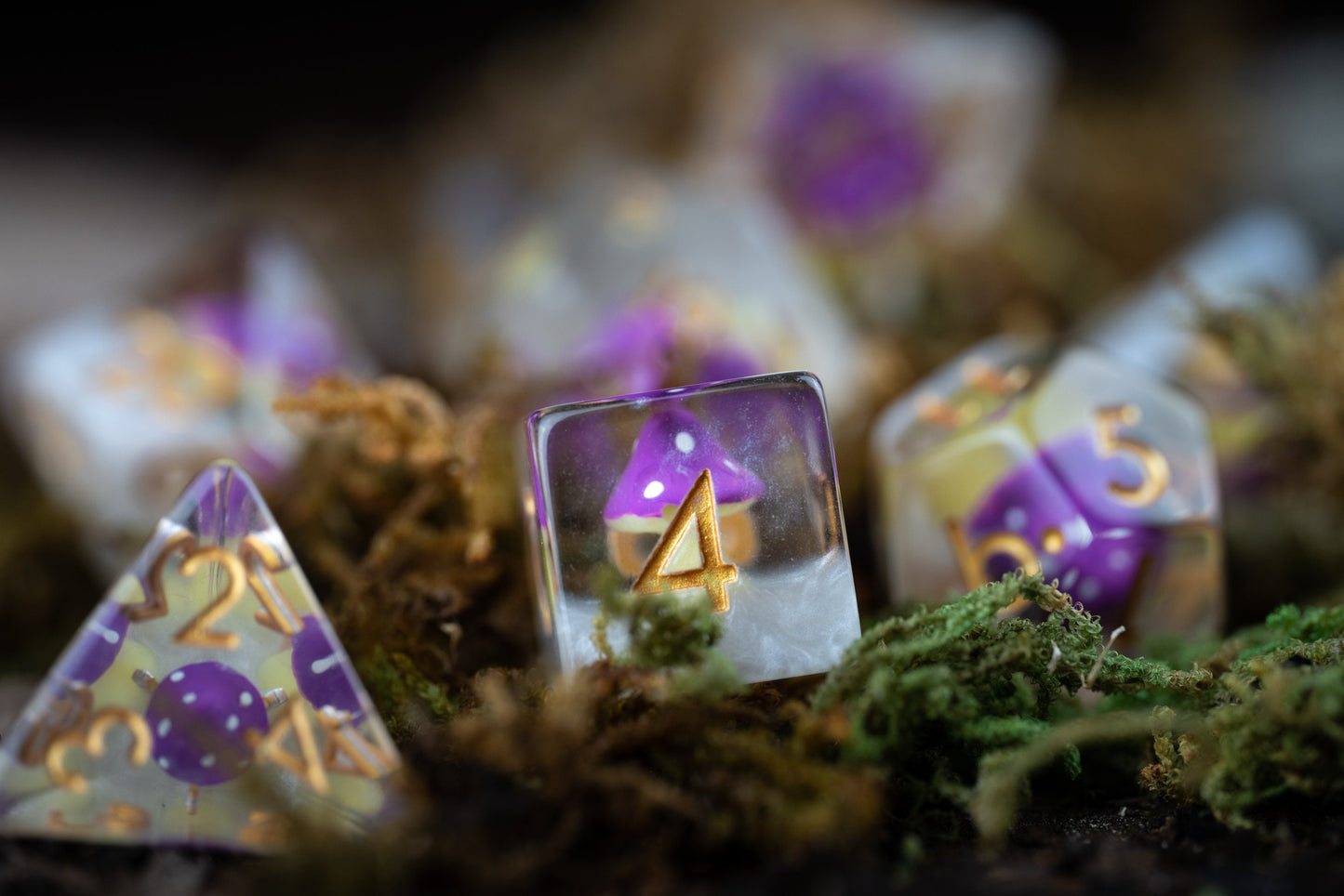 Shroom of Doom Purple Mushroom Dice Set: Cute Polyhedral DnD Dice for Druids - Unique Gift for Dungeons and Dragons Players