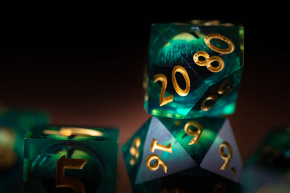 Eldritch Gaze Liquid Core Dice Set