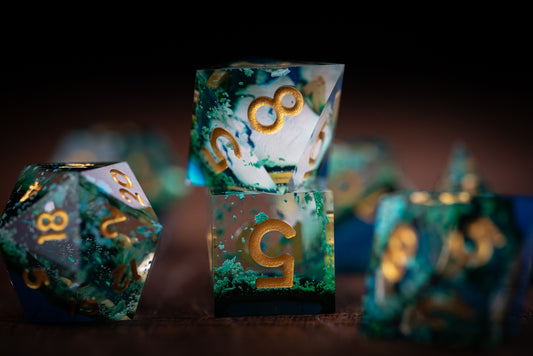 Deepstar Echoes Dice Set